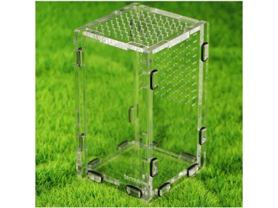 Terrarium akrylowe dla modliszki, skakuna 8x9x15cm Terrario 79,99 zł