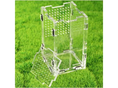 Terrarium akrylowe dla modliszki, skakuna 8x9x15cm Terrario 79,99 zł