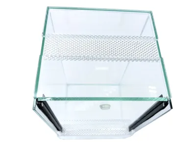 Terrarium szklane na pająka nadrzewnego 15x15x25cm gilotyna