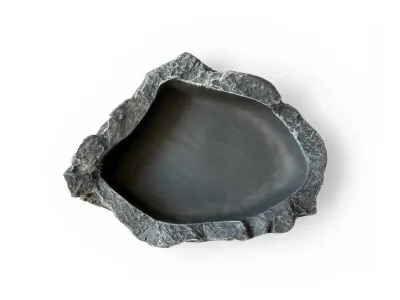 Mała grafitowa miseczka do terrarium S 10 cm – na wodę, pokarm czy witaminy
